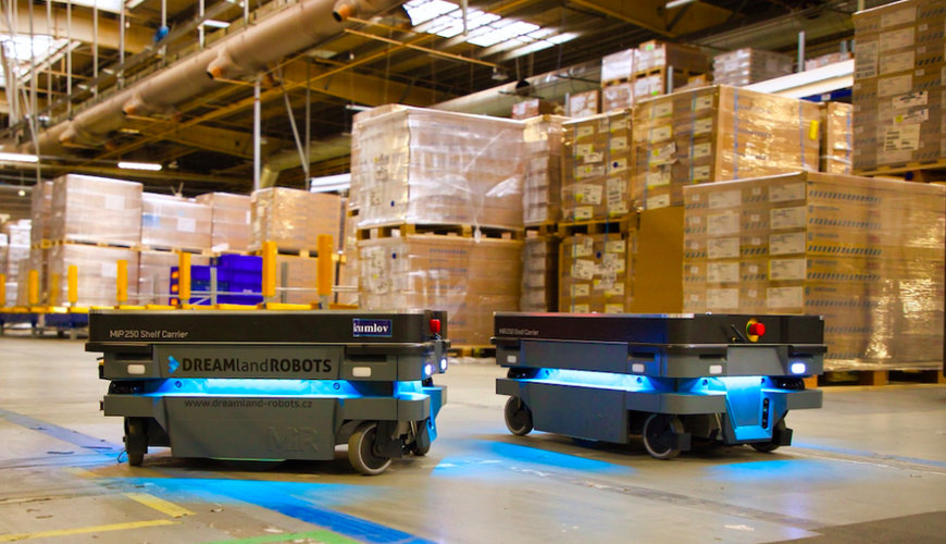 FORVIA aumenta su productividad logística con una flota de robots MiR